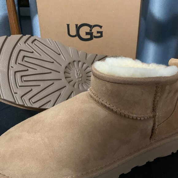 UGG Women's Tan Platform Shoes - Picture 4 of 4